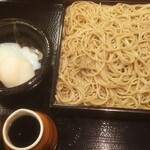 丸屋 - もりに温玉。