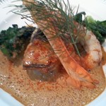 ラトラス - サゴシのポアレ　ビスク　オマール　ソース