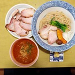 らーめん森や。 - どっちですか・カリフリチャーシュー増し