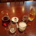 中国菜 秀 - （2019年9月上旬）
      初めて紹興酒に色々入れてみた(*′ω`)b
      やっぱり私はそのままがいいかな！