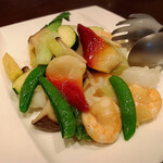 中国菜 秀 - （2019年11月上旬）
      海の幸三種と野菜のうす塩炒め