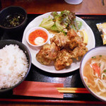 Okinawa Dainingu Bitaro- - 「アーサ衣の鶏唐揚げ定食」（1,000円）