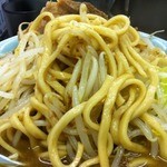らーめん 蓮 - 豚入りラーメンの太い麺