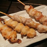 やきとり○金 - ぼんじり  74円    もも  79円