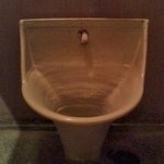 竹葉亭 本店 - 名前は忘れたけど人間国宝の人が造った男性用トイレ