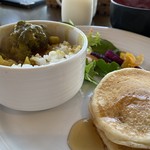 100 Sails Restaurant & Bar - どこに行ってもライスカレー