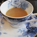 久利舟 - ランチはセルフのコーヒーがお代わり自由（カップも自由に選べます）