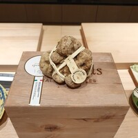 肉屋 田中 - 