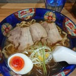 麺ファクトリー ジョーズ セカンド - 醤油です。