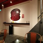 HENRY'S BURGER Akihabara - 