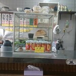 淡路屋 - 店内。