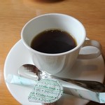 ビストロ レザン  - コーヒーも付きます