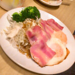 すみれ - ベーコンエッグ500円