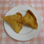 インド･パキスタン料理 ホット・スプーン - サモサ（パキスタンの揚げギョーザ）