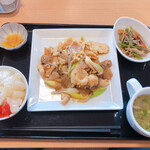 丘珠キッチン - 鶏肉とザーサイの薬味炒め定食 850円