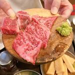 焼肉の四文屋 - ロース　これ一番！