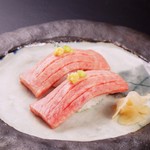 ONDORU - 牛トロ炙り寿司