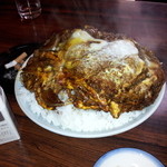 更科 - かつ丼は、味は濃いめですが、病み付きになる味です♪