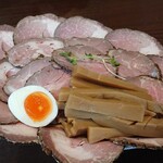 Aitsu No Ra-Men Kata Guruma - 「みらくるつけ麺(特大450g)+チャーシュー増し×2+めんま増し」の麺