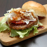 COCKTAIL HAMBURGERS - 