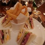 ザ・ビストロ - 