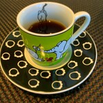 LE POT AUX ROSES - カフェ、小さいけどカップがかわいい