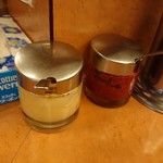 らー麺 家道 - 卓上の薬味類