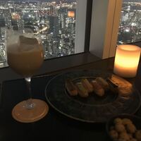 ザ タヴァン グリル＆ラウンジ - 