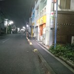 ラーメン そら - お店到着時。待ちなし！
      野球の世界大会優勝よりずっと嬉しい