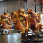 甕窯雞 - 迫力の丸焼き。