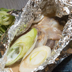 Grilled squid in foil