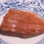 Ginza Yakiniku Sarondo Eijingu Bi-Fu - 軽めの火入れのシンシン