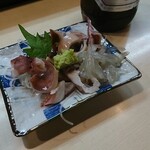 海勢寿し - 晩酌セットの、いかと白魚。