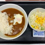 Yoshinoya - スパイシーカレー（並盛） ¥328 ＋ 半熟玉子 ¥75 ＋ 生野菜サラダ ¥102