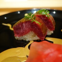 肉屋 田中 - 神戸水マルの棒寿司