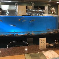寿々家 岩槻本店 - 店内。