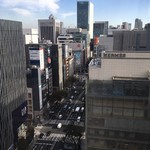 空也 - 東急プラザRFからの晴海通り