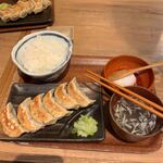 肉汁餃子のダンダダン - 