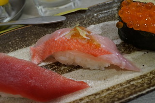 Sushitsune - 赤い色した深海魚は特に美味い（金目鯛）♪