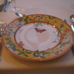 オーベルジーヌ - 料理の前の鑑賞のお皿’１２．０３