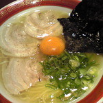 佐賀ラーメン　美登里 - やっぱり美登里は豚骨ラーメン