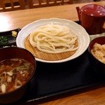 夢茶房 - とり汁うどん ランチ定食