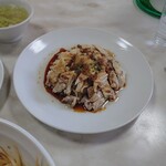 鴻翔中国料理 四川閣 - 蒸し鶏のネギソースかけ