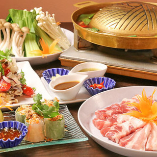 Authentic Thai hotpot using Sanda pork! Hot pot course starting from 3,480 yen is a great deal♪