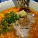 Raamen Kagetsu Arashi - ニュー熱烈坦々麺＋生ニンニク生しぼり(2019年11月20日)