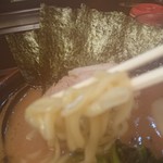 横浜家系らーめん 武術家 - 酒井製麺柔らか目注文