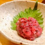 旬彩酒房 あうん - 梅くらげ　380円