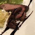 ワインレストラン ドミナス - 外モモのコンフィ