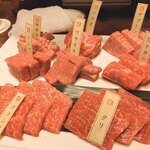 焼肉専科 肉の切り方 集会所 - 