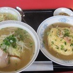 錦海楼 - 日替わりランチメニュー　ラーメンと天津飯